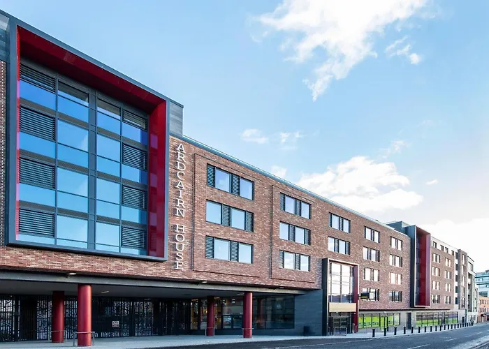 Yugo Explore - Ardcairn House