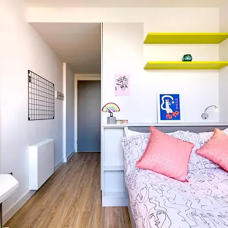 Yugo Explore - Ardcairn House Apartment Dublin