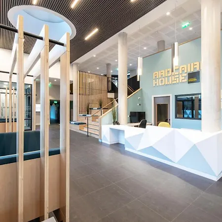 Yugo Explore - Ardcairn House Apartman Dublin