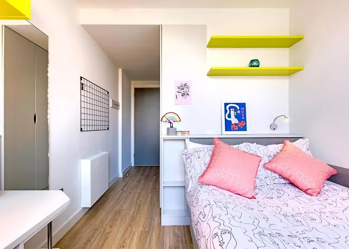 Yugo Explore - Ardcairn House Apartament Dublin