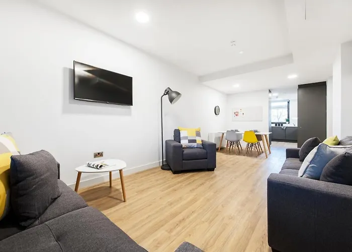 Yugo Explore - Ardcairn House Apartman *